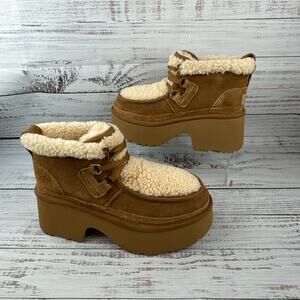 UGG Classic New Heights Womens US 8 Lace Up Boots Chestnut Suede
